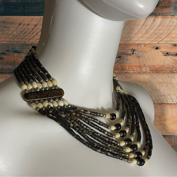 Bohemian Handcrafted Beaded Tropical Choker Necklace 17” Bone and Brown Beading - Picture 3 of 9